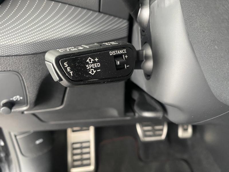 Audi Q2 35 TFSI S line