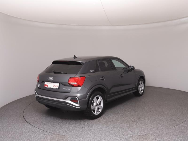 Audi Q2 35 TFSI S line