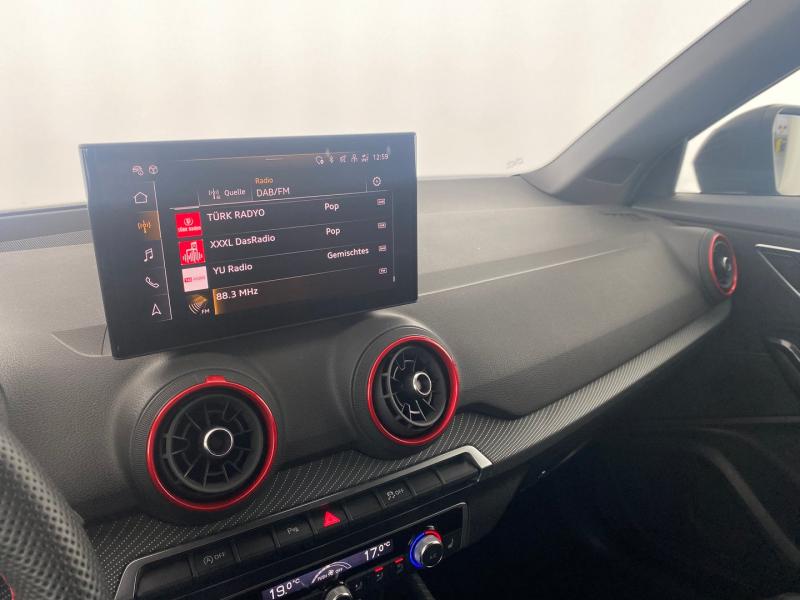 Audi Q2 35 TFSI S line