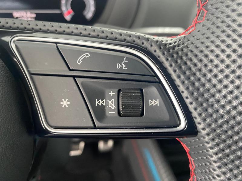 Audi Q2 35 TFSI S line