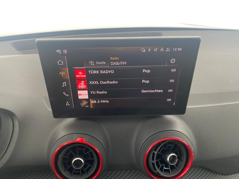 Audi Q2 35 TFSI S line