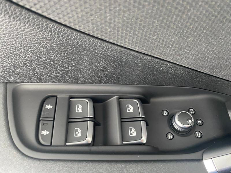 Audi Q2 35 TFSI S line