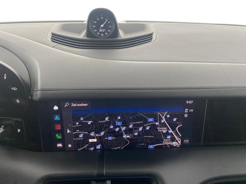 Porsche Taycan Turbo