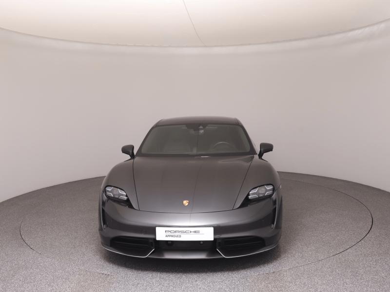 Porsche Taycan Turbo