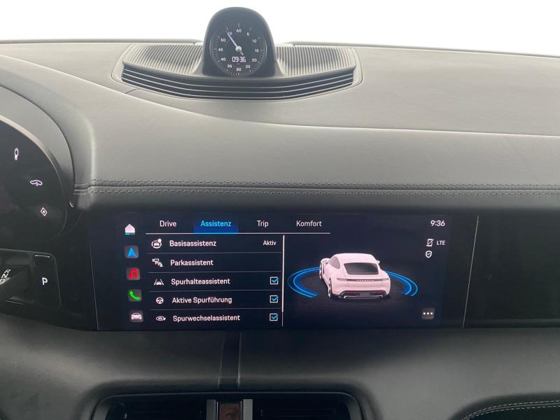 Porsche Taycan Turbo