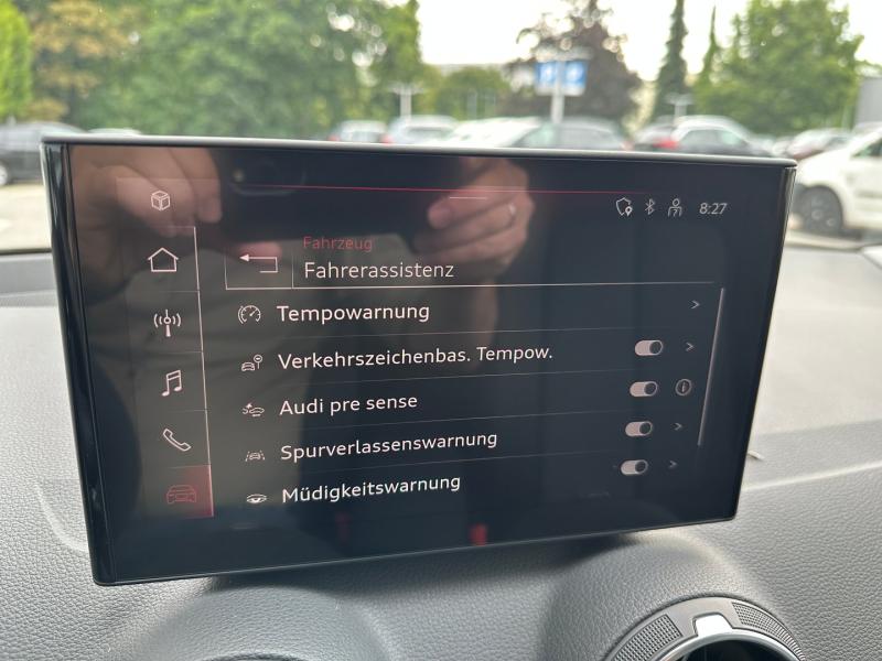 Audi Q2 30 TFSI admired