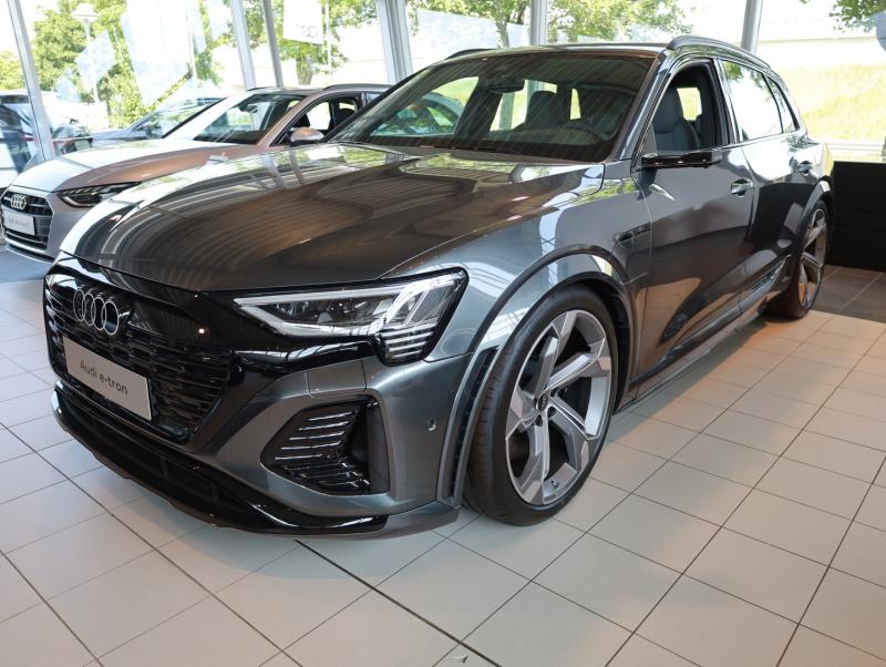 Q8 Audi Audi SQ8 e-tron quattro
