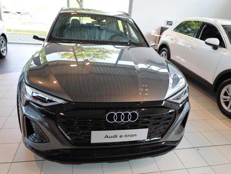 Audi SQ8 e-tron quattro