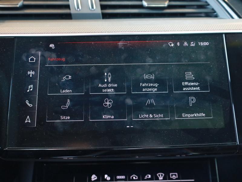 Audi SQ8 e-tron quattro