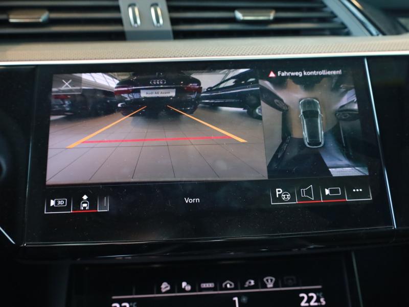 Audi SQ8 e-tron quattro