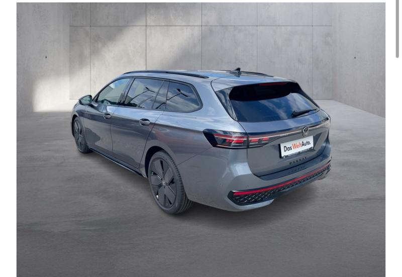 VW Passat Variant Sport TDI 4MOTION DSG