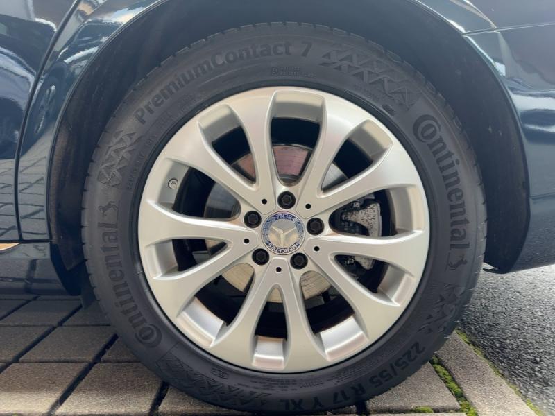 MERCEDES-BENZ E 220 d T-Modell