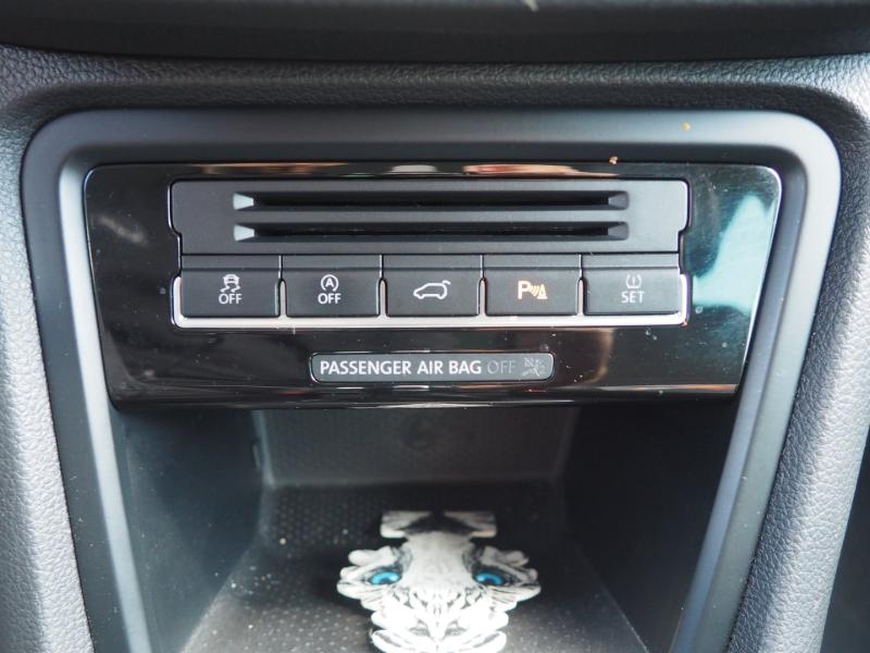 VW Sharan Business+ TDI SCR DSG 5-Sitzer