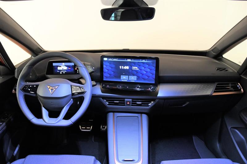 CUPRA Born 58 150kW/204PS