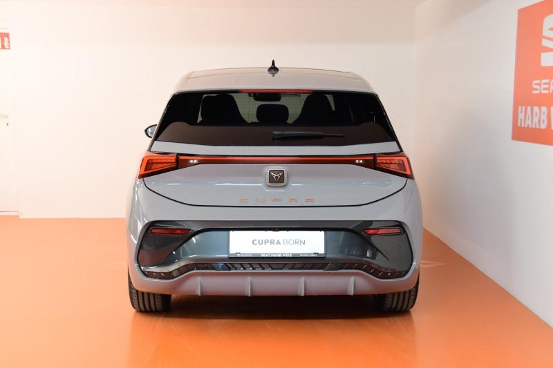 CUPRA Born 58 150kW/204PS