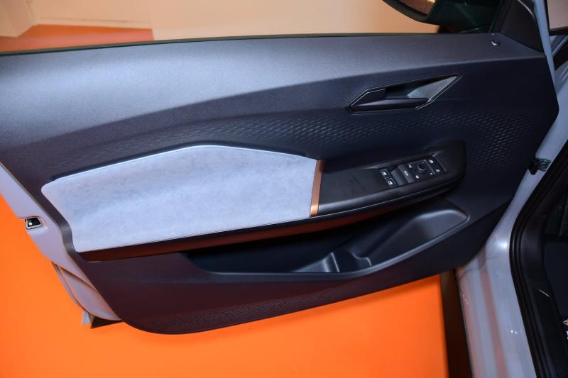 CUPRA Born 58 150kW/204PS