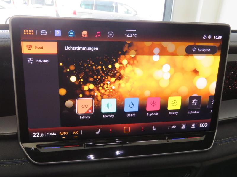 VW Tayron R-Line eHybrid DSG 150kW