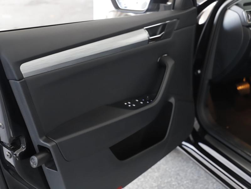 Škoda SUPERB Combi iV Style DSG