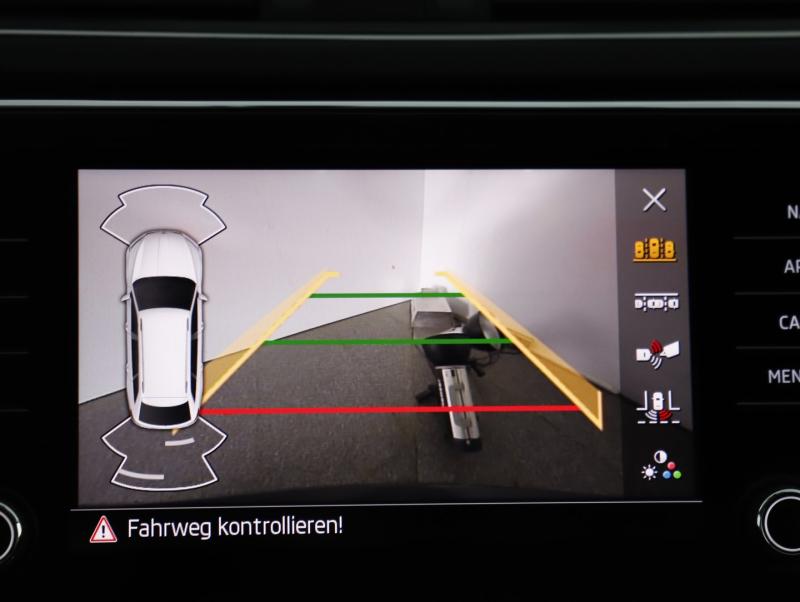 Škoda SUPERB Combi iV Style DSG