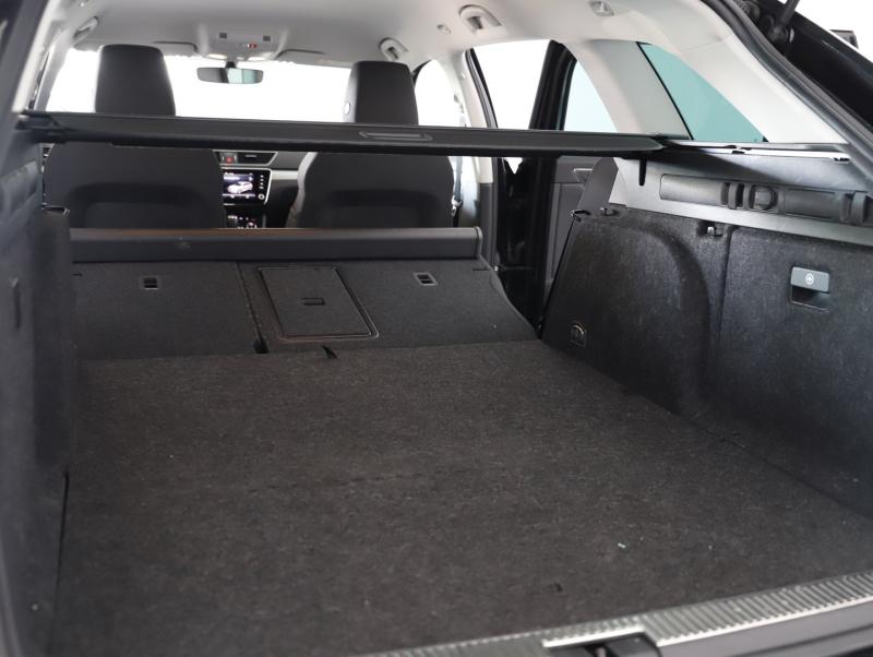 Škoda SUPERB Combi iV Style DSG