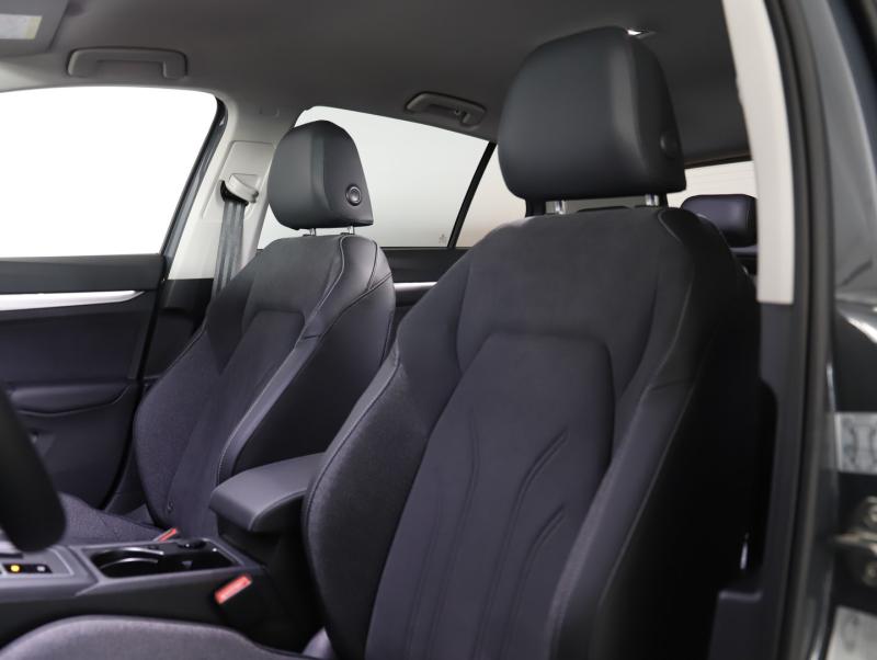 VW Golf Rabbit eHybrid DSG 150 kW