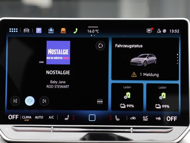 VW Golf Rabbit eHybrid DSG 150 kW