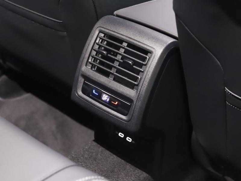 VW Golf Rabbit eHybrid DSG 150 kW