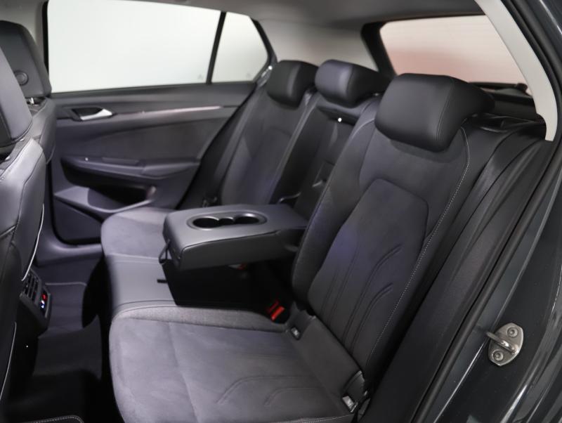 VW Golf Rabbit eHybrid DSG 150 kW