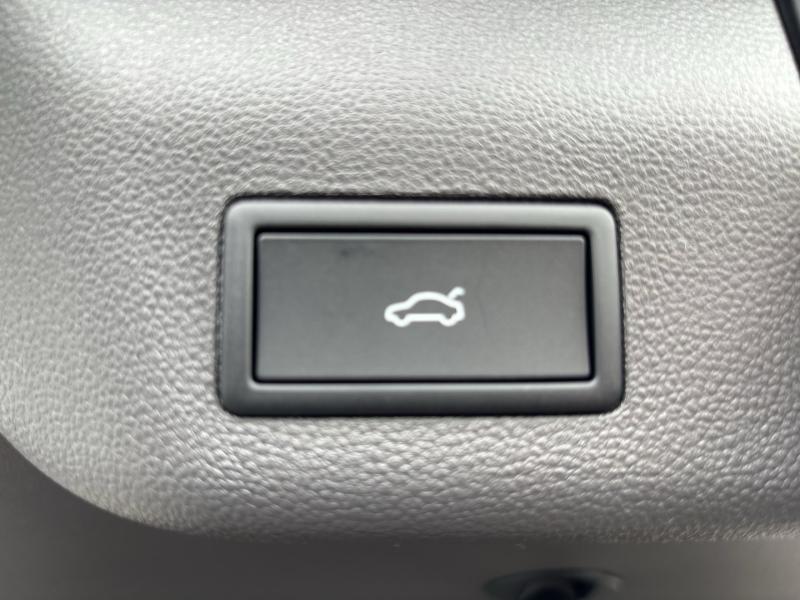 VW Multivan Business ÜH eHybrid 180 kW 4M