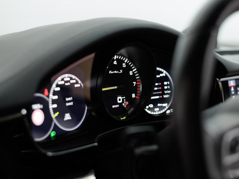 Porsche Panamera Turbo S E Hybrid Sport Turismo