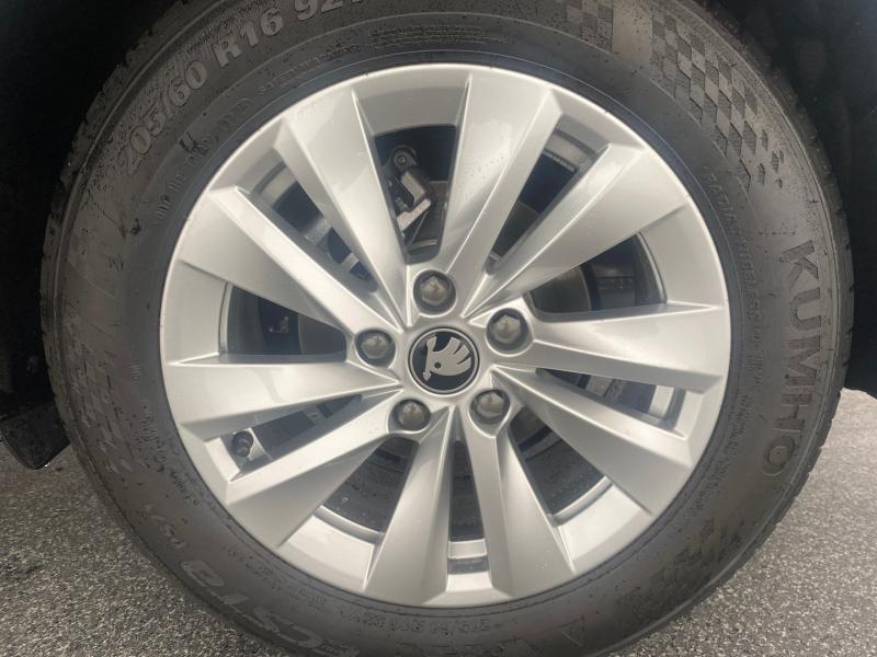 Škoda Octavia Combi Essence TSI