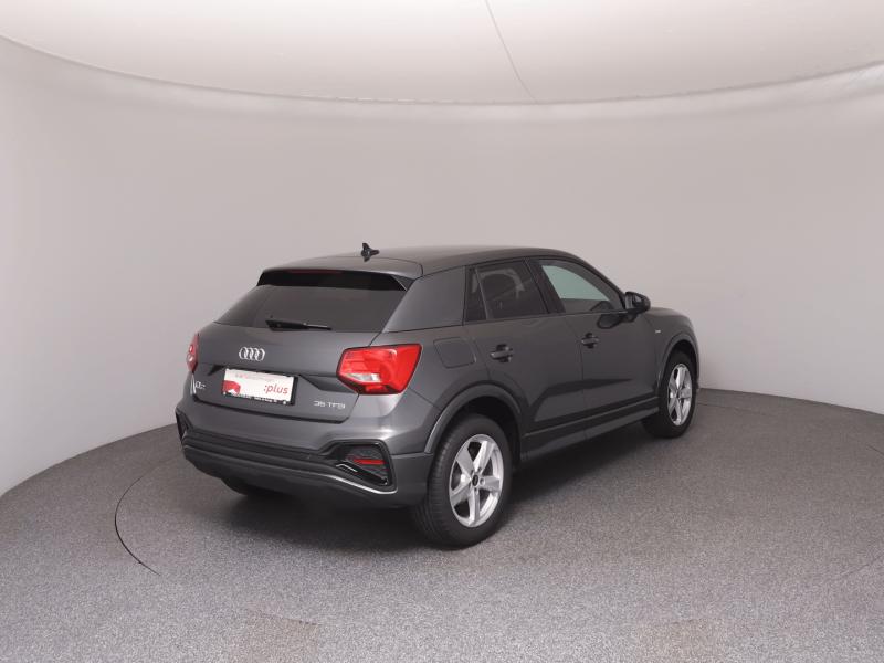 Audi Q2 35 TFSI S line
