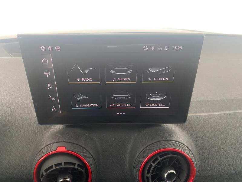 Audi Q2 35 TFSI S line