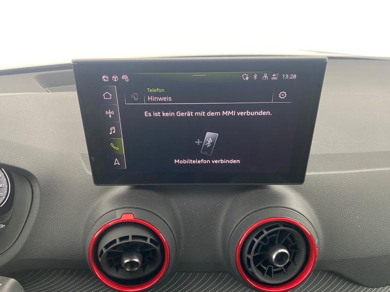 Audi Q2 35 TFSI S line