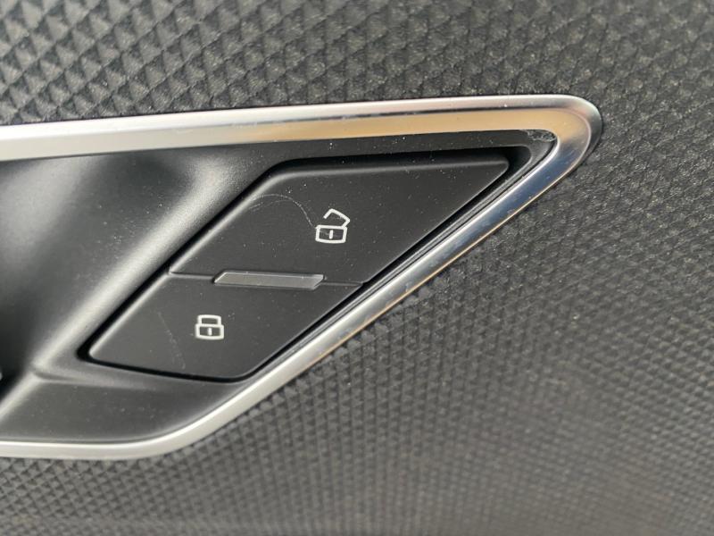 Audi Q2 35 TFSI S line