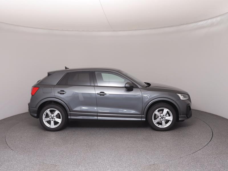 Audi Q2 35 TFSI S line