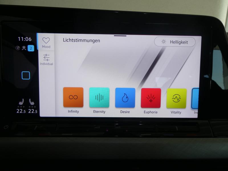 VW Golf Variant Life TDI DSG