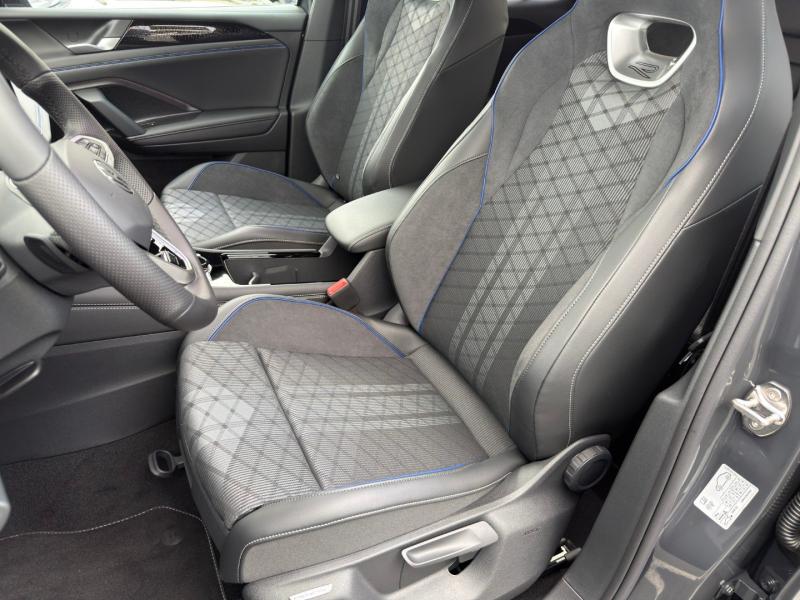 VW Tiguan R-Line TDI DSG