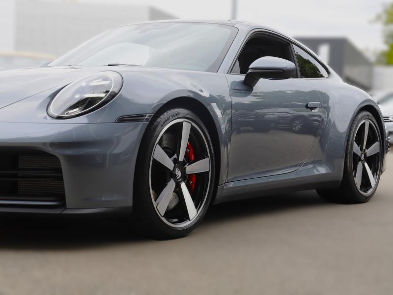 Porsche 911 Carrera S