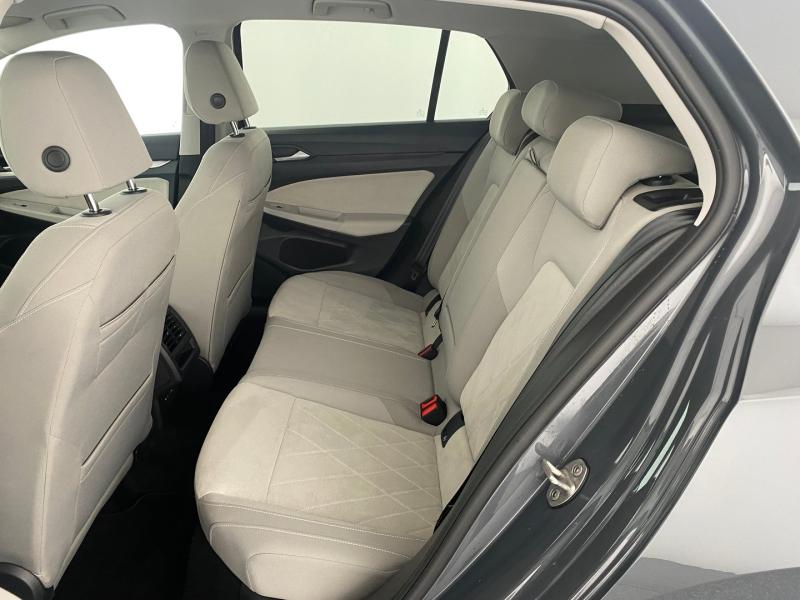 VW Golf Life TSI