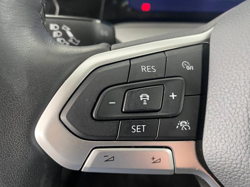 VW Golf Life TSI