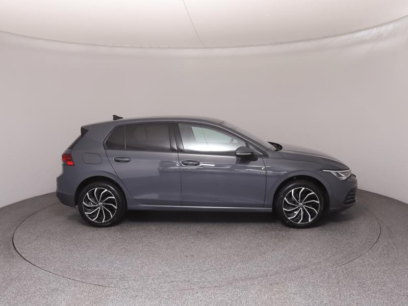 VW Golf Life TSI