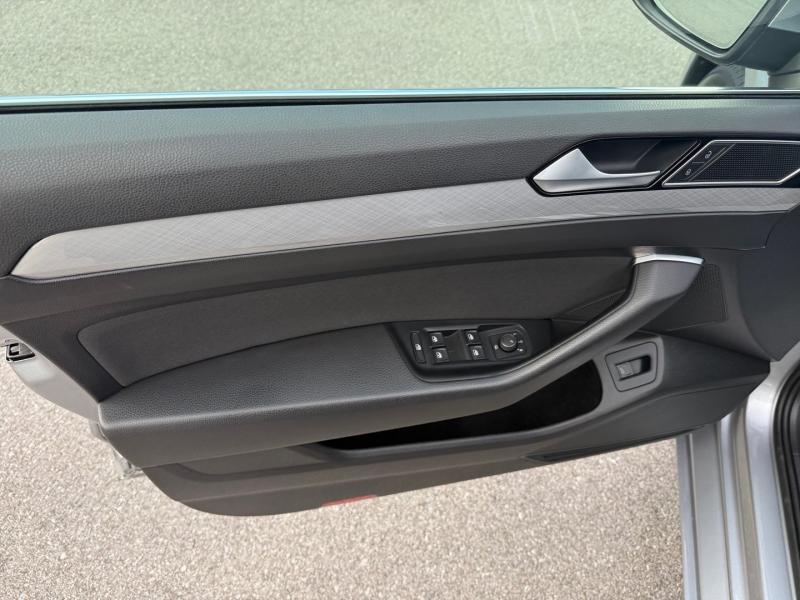 VW Passat Variant Business 2,0 SCR TDI DSG