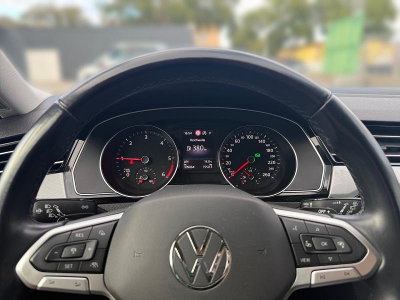 VW Passat Variant Business 2,0 SCR TDI DSG