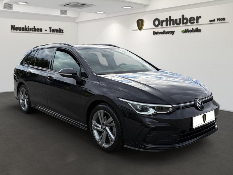 VW Golf VIII Variant R-Line eTSI