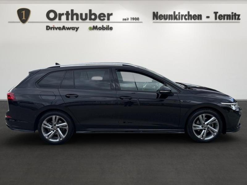 VW Golf VIII Variant R-Line eTSI