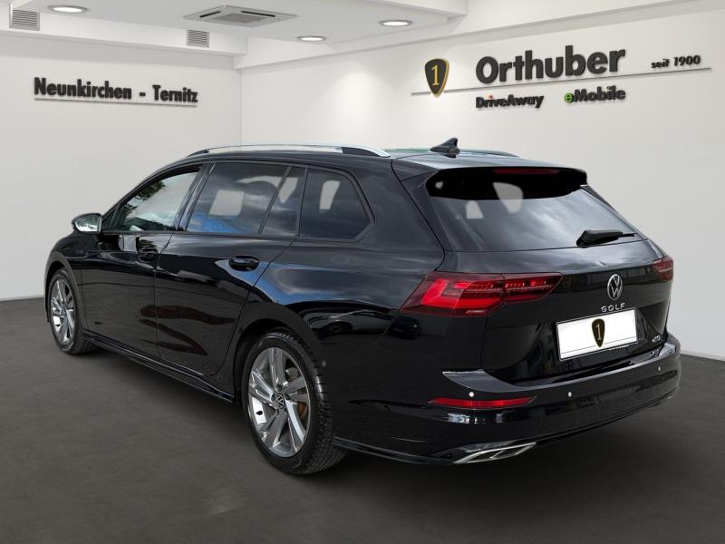 VW Golf VIII Variant R-Line eTSI