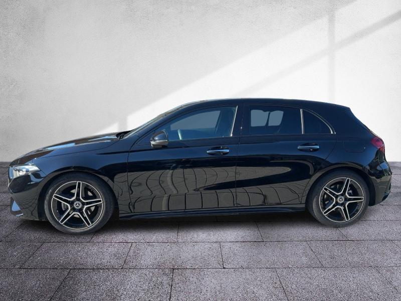 MERCEDES-BENZ A 200 AMG Line