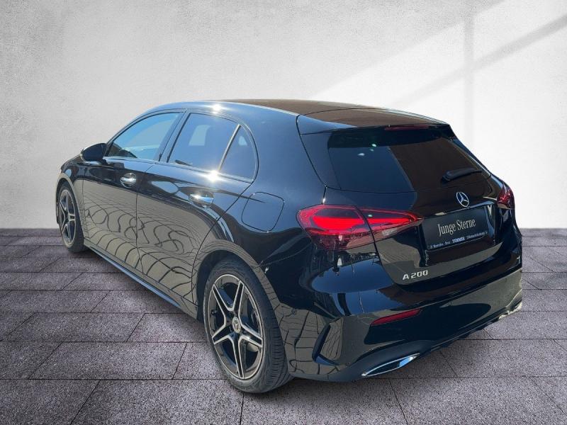 MERCEDES-BENZ A 200 AMG Line