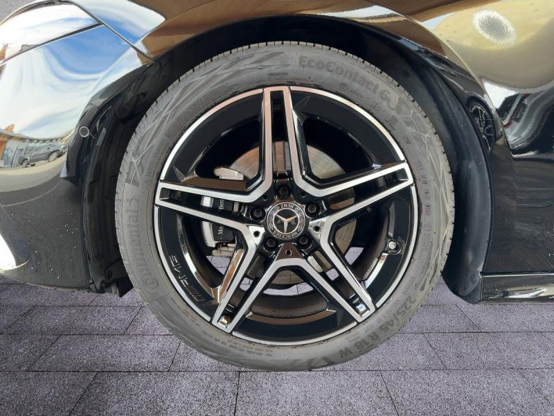 MERCEDES-BENZ A 200 AMG Line